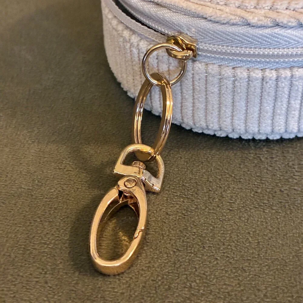 NWOT Altar'd State Corduroy Embellish Heart Pill Box - Picture 6 of 9